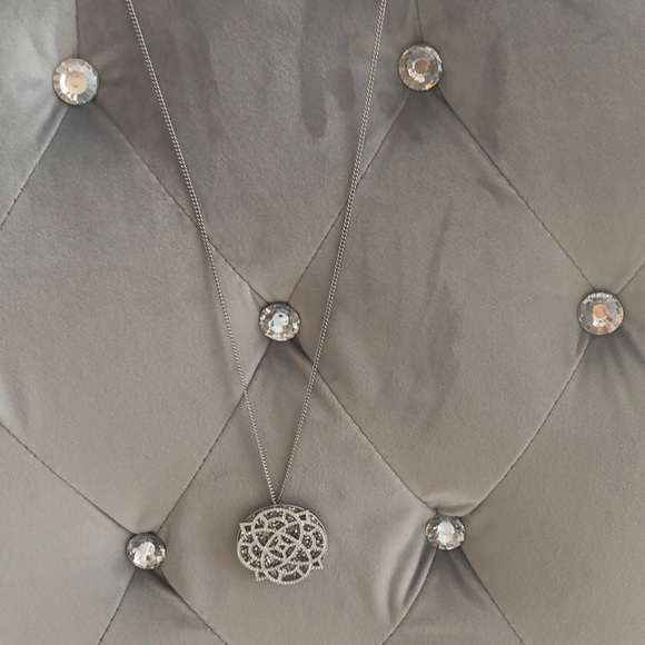 Beautiful Long necklace - Picture 2 of 5